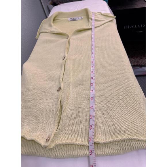 Bkg And Company New York Yellow Button Front Long Sleeve Boxy Cardigan One Size - Picture 8 of 8